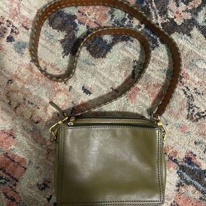 Green fossil purse